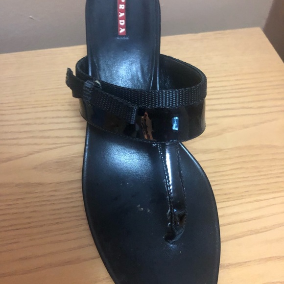 Authentic PRADA. Size 9 or European 40. Black patent leather. - Picture 4 of 12